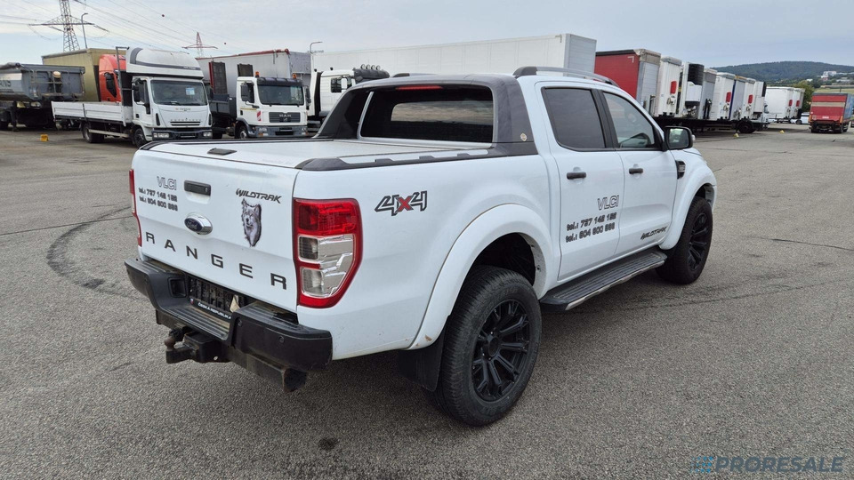 FORD RANGER 3,2 TDCi 147kW 4x4 AUTOMAT - Pikapas: foto 4 FORD RANGER 3,2 TDCi 147kW 4x4 AUTOMAT - Pikapas: foto 4