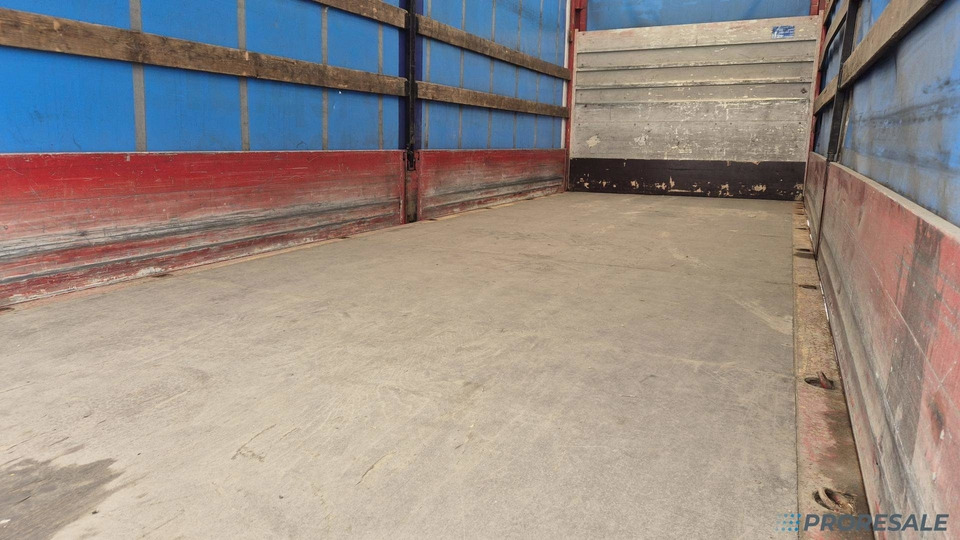 IVECO EUROCARGO ML 140E28 EURO 5 - valník s plachtou + hydraulické čelo 1,5 t - Tentinis sunkvežimis: foto 4 IVECO EUROCARGO ML 140E28 EURO 5 - valník s plachtou + hydraulické čelo 1,5 t - Tentinis sunkvežimis: foto 4