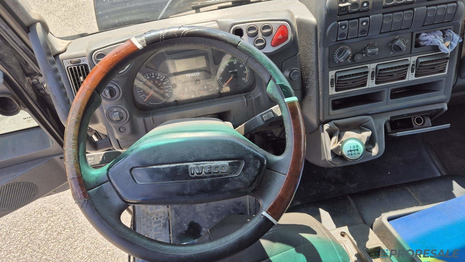 IVECO EUROCARGO ML 75E18 - valník s plachtou + zvedací čelo 1 t - Tentinis sunkvežimis: foto 5 IVECO EUROCARGO ML 75E18 - valník s plachtou + zvedací čelo 1 t - Tentinis sunkvežimis: foto 5