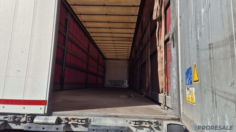 SCHMITZ CARGOBULL SCS 24/L - 13.62 EB Std. - Tentinė puspriekabė: foto 5 SCHMITZ CARGOBULL SCS 24/L - 13.62 EB Std. - Tentinė puspriekabė: foto 5