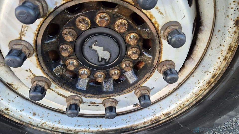 SCHMITZ CARGOBULL SCS 24/L - 13.62 - MULDA na přepravu svitků - Tentinė puspriekabė: foto 5 SCHMITZ CARGOBULL SCS 24/L - 13.62 - MULDA na přepravu svitků - Tentinė puspriekabė: foto 5