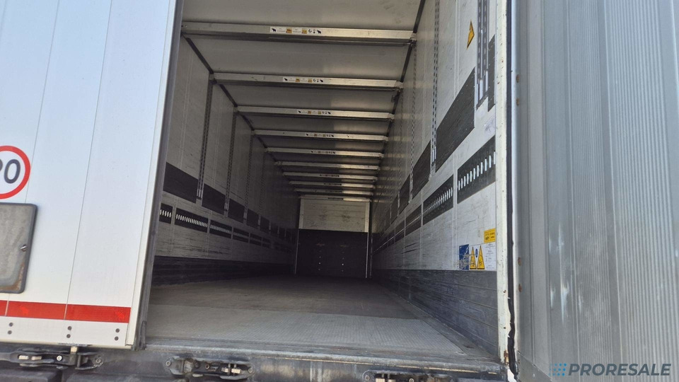 SCHMITZ SKO 24/L - 13.62 skříňový - dvojitá podlaha - Furgonas puspriekabė: foto 5 SCHMITZ SKO 24/L - 13.62 skříňový - dvojitá podlaha - Furgonas puspriekabė: foto 5