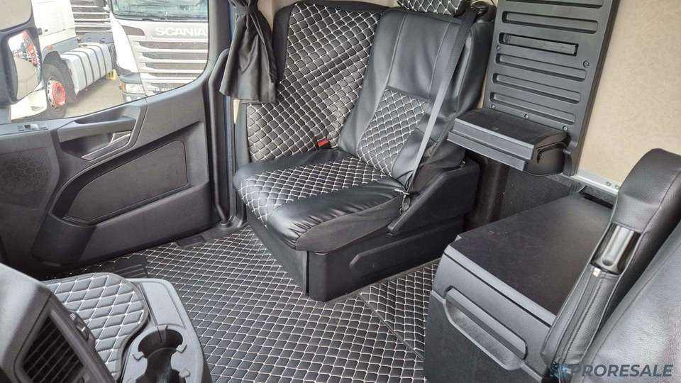 MERCEDES-BENZ ACTROS 1848 LSRL GIGA SPACE EURO 6 - Vilkikas: foto 5 MERCEDES-BENZ ACTROS 1848 LSRL GIGA SPACE EURO 6 - Vilkikas: foto 5