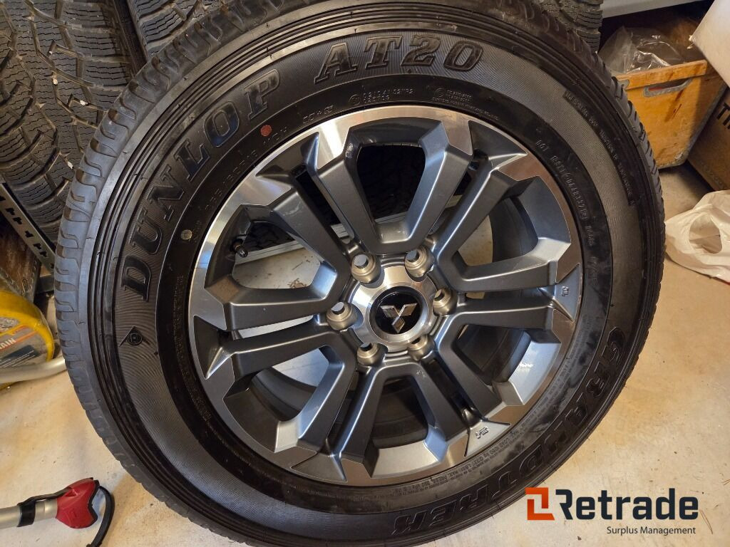 4 stk ubrukte felger og dekk som passer Mitsubishi L200 2022 mod - Statybinė įranga: foto 3 4 stk ubrukte felger og dekk som passer Mitsubishi L200 2022 mod - Statybinė įranga: foto 3