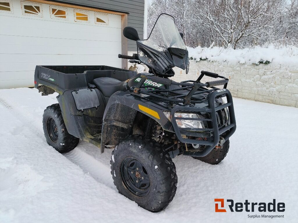 ATV ARCTIC CAT TBX 700 XT, 60km/t - Keturratis: foto 1 ATV ARCTIC CAT TBX 700 XT, 60km/t - Keturratis: foto 1