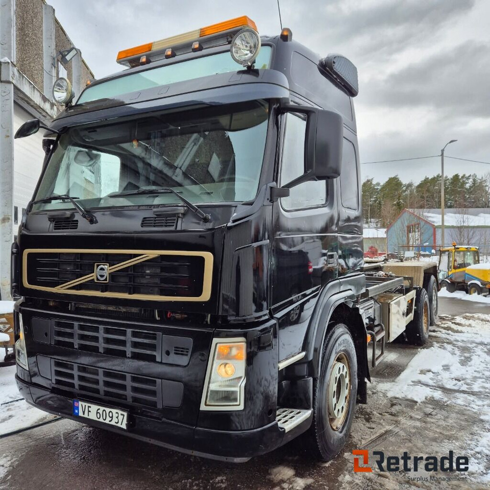 Bil VOLVO FM12 6X2 - Lengvasis automobilis: foto 1 Bil VOLVO FM12 6X2 - Lengvasis automobilis: foto 1