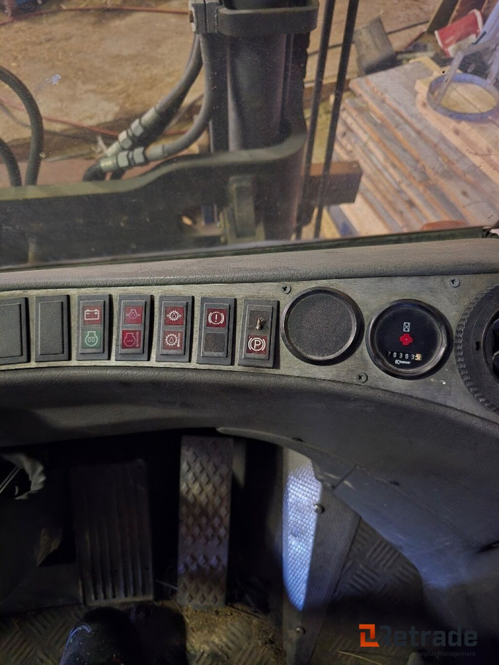 Gaffeltruck Kalmar DCD 55-6 - Dyzelinis krautuvas: foto 5 Gaffeltruck Kalmar DCD 55-6 - Dyzelinis krautuvas: foto 5