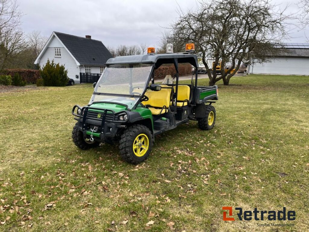 John Deere Gator UTV 4X4 Lang / John Deere Gator UTV 4X4 Long - Keturratis: foto 1 John Deere Gator UTV 4X4 Lang / John Deere Gator UTV 4X4 Long - Keturratis: foto 1