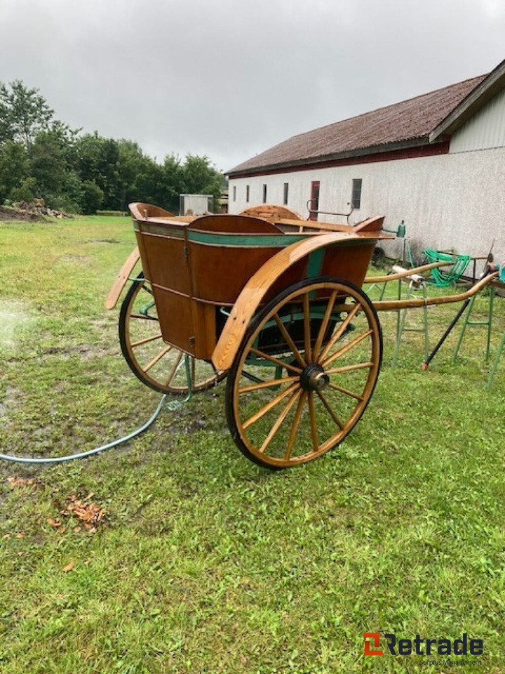 Forskelligt udstyr Oldtimer Hestevogne LOT Jumpe - Kita technika: foto 4 Forskelligt udstyr Oldtimer Hestevogne LOT Jumpe - Kita technika: foto 4