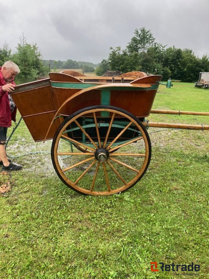 Forskelligt udstyr Oldtimer Hestevogne LOT Jumpe - Kita technika: foto 5 Forskelligt udstyr Oldtimer Hestevogne LOT Jumpe - Kita technika: foto 5