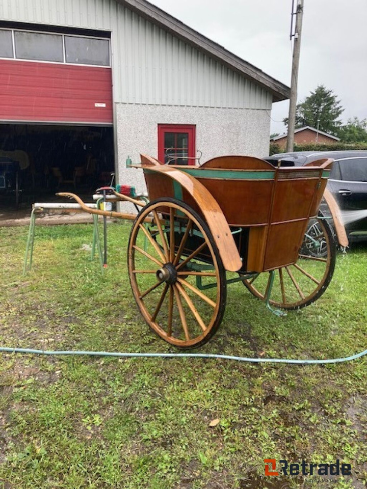 Forskelligt udstyr Oldtimer Hestevogne LOT Jumpe - Kita technika: foto 3 Forskelligt udstyr Oldtimer Hestevogne LOT Jumpe - Kita technika: foto 3