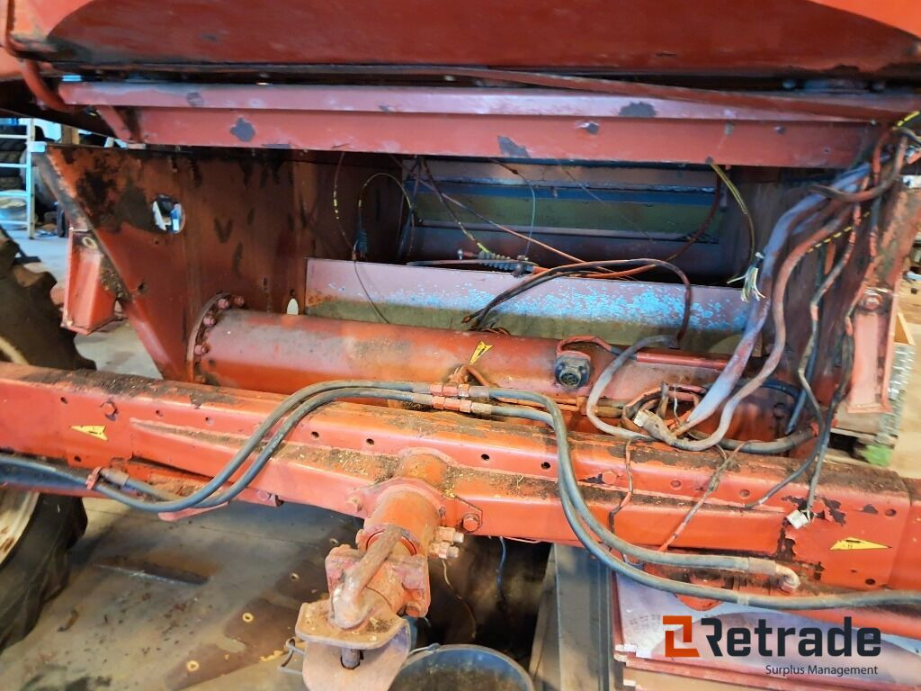 Mejetærsker FIATAGRI MX 240 Laverna - Derliaus nuėmimo kombainas: foto 5 Mejetærsker FIATAGRI MX 240 Laverna - Derliaus nuėmimo kombainas: foto 5