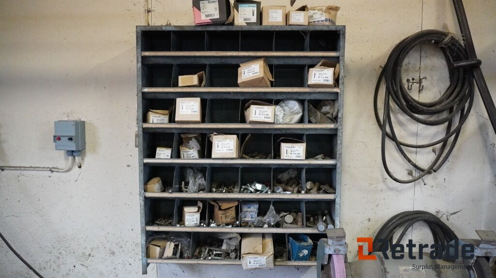 Verkstadsutrustning Skåp bult mutter och skruv - Pramoninė įranga: foto 1 Verkstadsutrustning Skåp bult mutter och skruv - Pramoninė įranga: foto 1