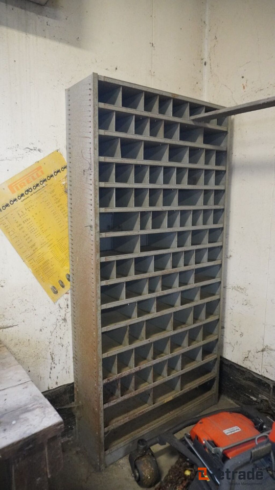 Verkstadsutrustning Väggskåp och hyllserie - Pramoninė įranga: foto 5 Verkstadsutrustning Väggskåp och hyllserie - Pramoninė įranga: foto 5