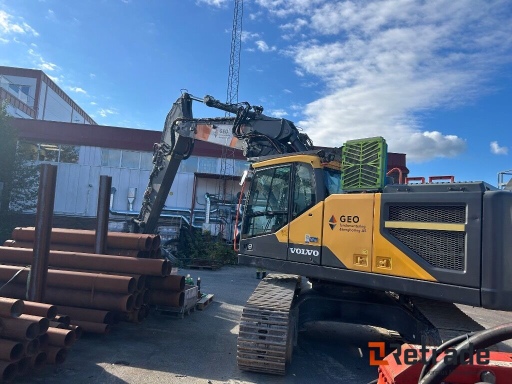 2018 Beltegraver 31750 kg Volvo EC 300 E nl + Bor rig-Spunt agregat-Rotortilt og skuffer - Statybinė technika: foto 4 2018 Beltegraver 31750 kg Volvo EC 300 E nl + Bor rig-Spunt agregat-Rotortilt og skuffer - Statybinė technika: foto 4