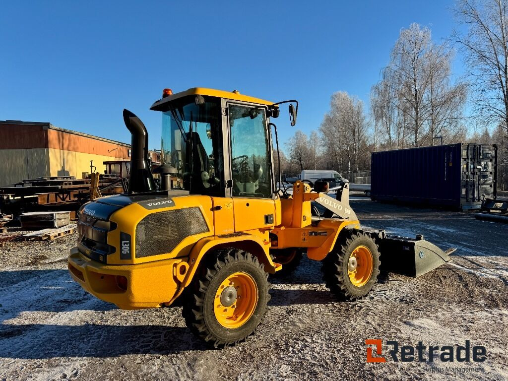 Hjullastare Volvo L30G med redskap - Statybinė technika: foto 3 Hjullastare Volvo L30G med redskap - Statybinė technika: foto 3