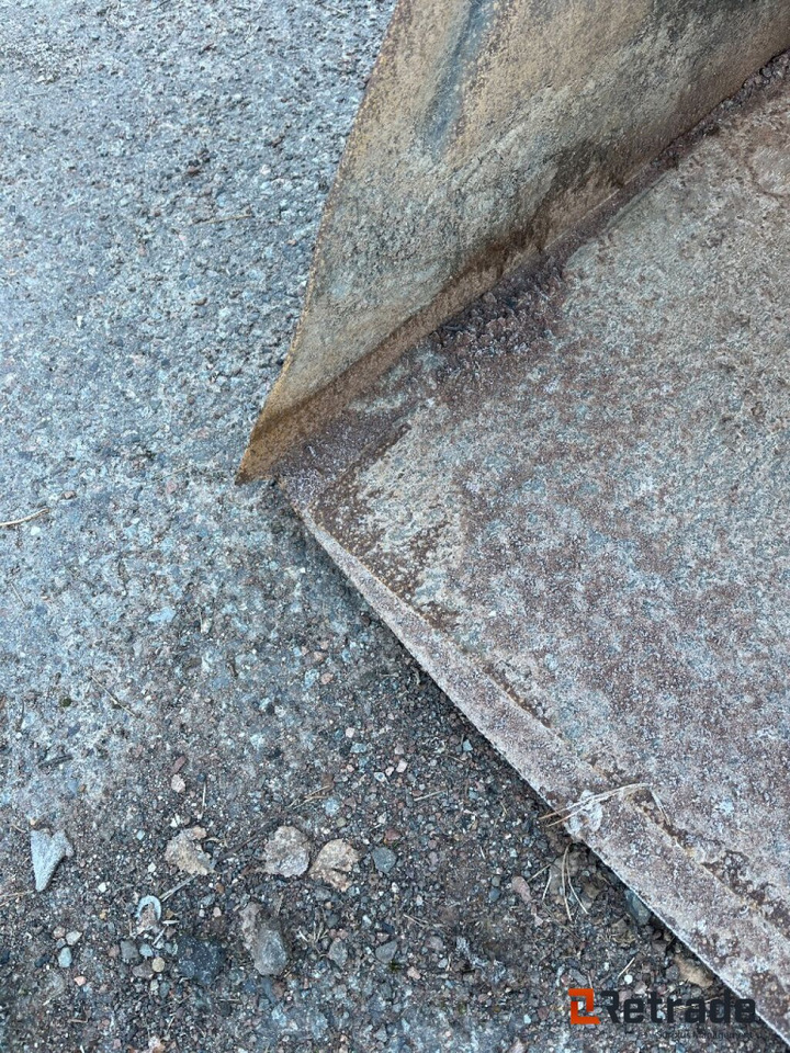 Traktorskuffe m/ Trimafeste - Krautuvo kaušas: foto 4 Traktorskuffe m/ Trimafeste - Krautuvo kaušas: foto 4