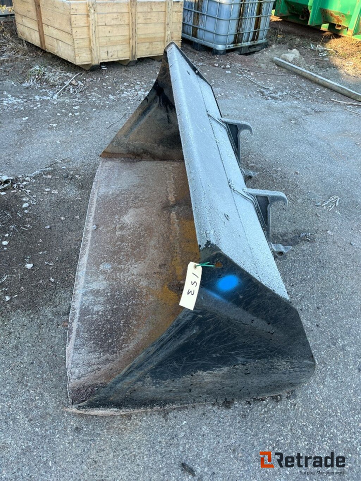 Traktorskuffe m/ Trimafeste - Krautuvo kaušas: foto 1 Traktorskuffe m/ Trimafeste - Krautuvo kaušas: foto 1