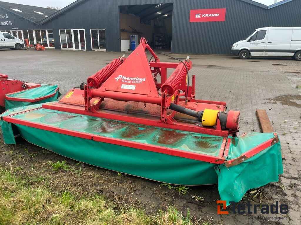 Slåmaskine Kverneland 3532 FT - MCF 08 Frontmonteret slåmaskine - Žemės ūkio technika: foto 2 Slåmaskine Kverneland 3532 FT - MCF 08 Frontmonteret slåmaskine - Žemės ūkio technika: foto 2