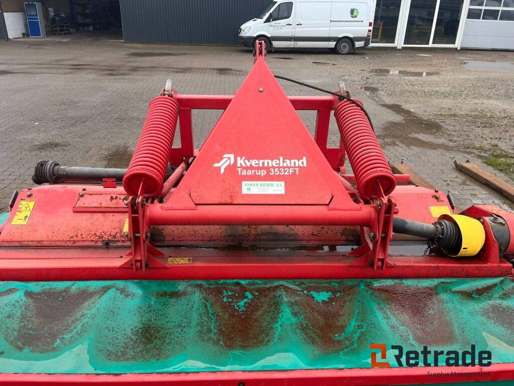 Slåmaskine Kverneland 3532 FT - MCF 08 Frontmonteret slåmaskine - Žemės ūkio technika: foto 3 Slåmaskine Kverneland 3532 FT - MCF 08 Frontmonteret slåmaskine - Žemės ūkio technika: foto 3