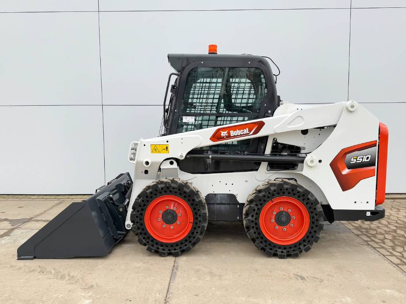 Bobcat S510 - New / Unused / Closed Cabine / AC - Mini krautuvas: foto 2 Bobcat S510 - New / Unused / Closed Cabine / AC - Mini krautuvas: foto 2