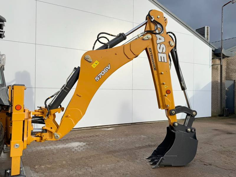 Ekskavatorius-krautuvas Case 570SV 4WD - 4/1 Bucket / Telescopic Boom / AC: foto 14