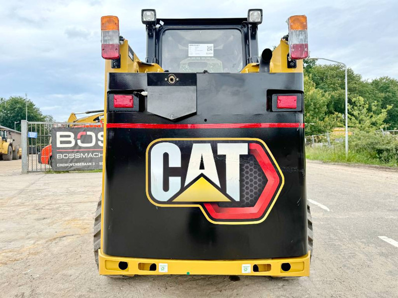 Cat 216B3 - New / Unused / Extra Hydraulic - Mini krautuvas: foto 4 Cat 216B3 - New / Unused / Extra Hydraulic - Mini krautuvas: foto 4