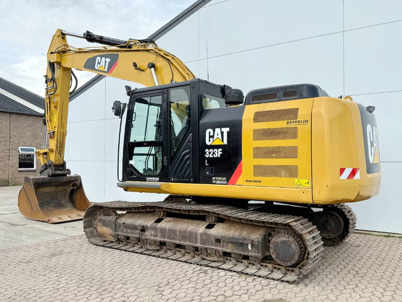 Cat 323FL - German Machine / Rear + Side Camera - Vikšrinis ekskavatorius: foto 3 Cat 323FL - German Machine / Rear + Side Camera - Vikšrinis ekskavatorius: foto 3