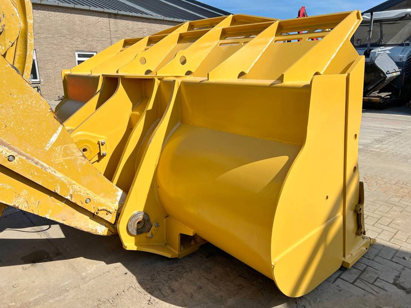 Cat 988K Bucket - New / Unused - Kaušas - Statybinė technika: foto 3 Cat 988K Bucket - New / Unused - Kaušas - Statybinė technika: foto 3