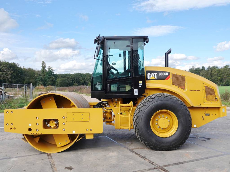 Cat CS66B - CE Certified / Low Hours - Volas: foto 1 Cat CS66B - CE Certified / Low Hours - Volas: foto 1