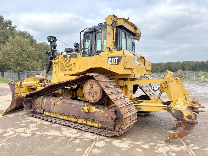 Cat D6T - Ripper / 6-way blade - Buldozeris: foto 2 Cat D6T - Ripper / 6-way blade - Buldozeris: foto 2