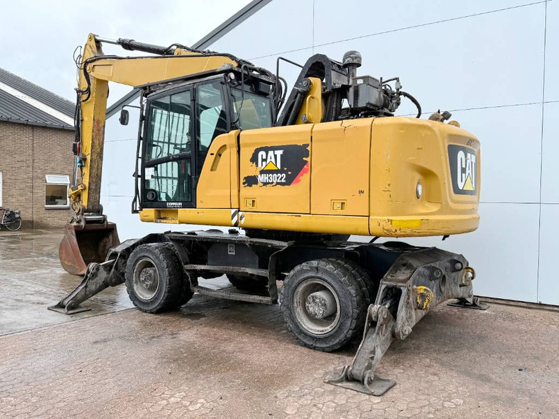 Cat MH3022 HCR - German Machine / Triple Boom - Ekskavatorius su ilga strėle: foto 3 Cat MH3022 HCR - German Machine / Triple Boom - Ekskavatorius su ilga strėle: foto 3