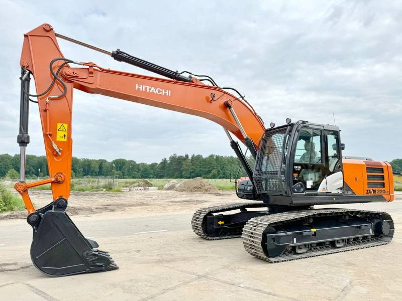 Hitachi ZX220LC-5G / 2025 ULTRA MODEL / ISUZU ENGINE - Vikšrinis ekskavatorius: foto 2 Hitachi ZX220LC-5G / 2025 ULTRA MODEL / ISUZU ENGINE - Vikšrinis ekskavatorius: foto 2