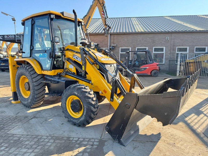 JCB 3DX / 3CX Plus 4WD - 4/1 Bucket + Hammer - Ekskavatorius-krautuvas: foto 4 JCB 3DX / 3CX Plus 4WD - 4/1 Bucket + Hammer - Ekskavatorius-krautuvas: foto 4