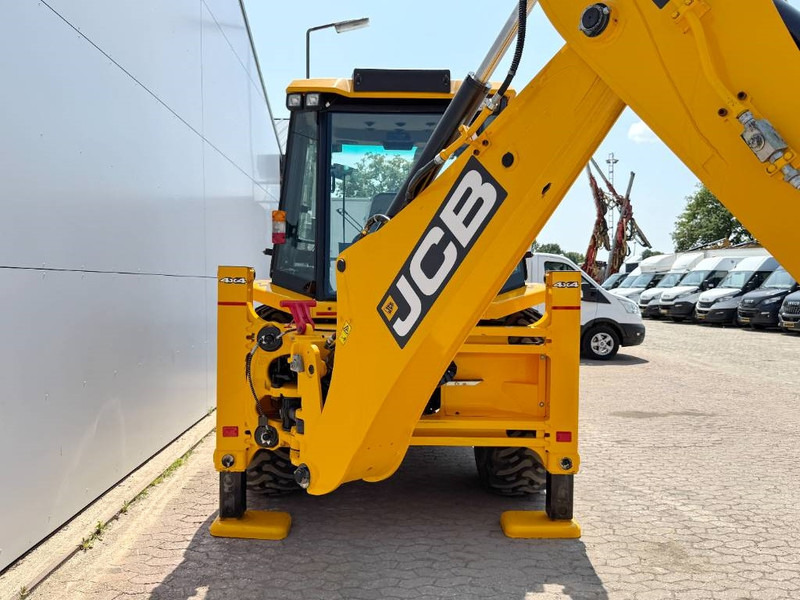 JCB 3DX / 3CX Plus 4WD - New / Unused/ Hammer Lines AC - Ekskavatorius-krautuvas: foto 3 JCB 3DX / 3CX Plus 4WD - New / Unused/ Hammer Lines AC - Ekskavatorius-krautuvas: foto 3