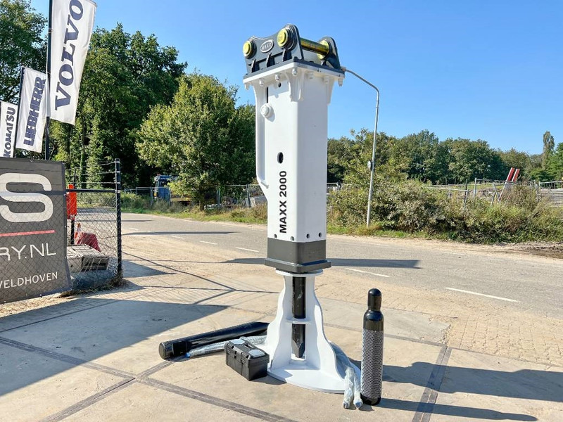 Maxx 2000 hammer / 18-26 ton /hydraulic breaker / - Hidraulinis kūjis - Statybinė technika: foto 2 Maxx 2000 hammer / 18-26 ton /hydraulic breaker / - Hidraulinis kūjis - Statybinė technika: foto 2