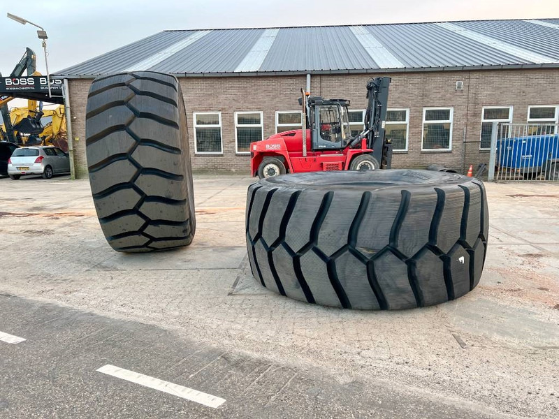Michelin X Mine D2 45/65R45 Tyre x 2 - Padangos ir ratlankiai - Statybinė technika: foto 4 Michelin X Mine D2 45/65R45 Tyre x 2 - Padangos ir ratlankiai - Statybinė technika: foto 4