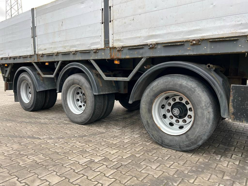 Platforminė/ Bortinė puspriekabė Pacton T3-003 Brick Trailer - Kennis 16000-R Crane: foto 7