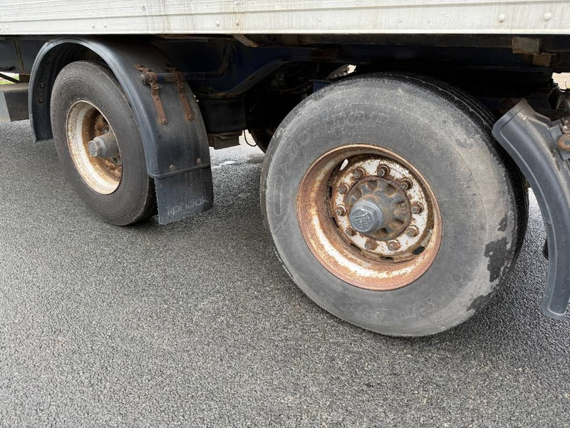 Schmitz Cargobull SKO 20 - Automatic Greasing / Forced Steering - Furgonas puspriekabė: foto 5 Schmitz Cargobull SKO 20 - Automatic Greasing / Forced Steering - Furgonas puspriekabė: foto 5