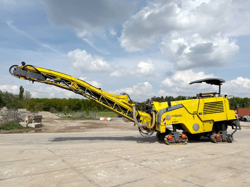 Wirtgen W100F - Dutch Machine / Top Condition - Asfalto mašina: foto 1 Wirtgen W100F - Dutch Machine / Top Condition - Asfalto mašina: foto 1