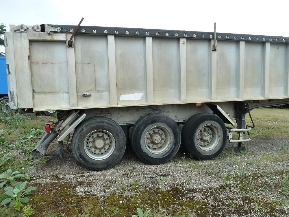 Benalu - Savivartis puspriekabė: foto 3 Benalu - Savivartis puspriekabė: foto 3