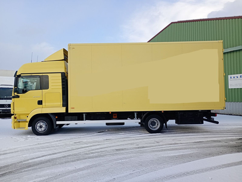 MAN Koffer 8.220 TGL Euro 6 2X Schlafplatz AHK - Furgonas sunkvežimis: foto 3 MAN Koffer 8.220 TGL Euro 6 2X Schlafplatz AHK - Furgonas sunkvežimis: foto 3