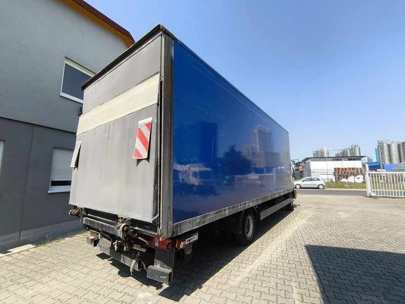 MAN LE 10.220 Koffer Euro 3 4x2 abgelastet auf 7,49 t (6) - Furgonas sunkvežimis: foto 5 MAN LE 10.220 Koffer Euro 3 4x2 abgelastet auf 7,49 t (6) - Furgonas sunkvežimis: foto 5