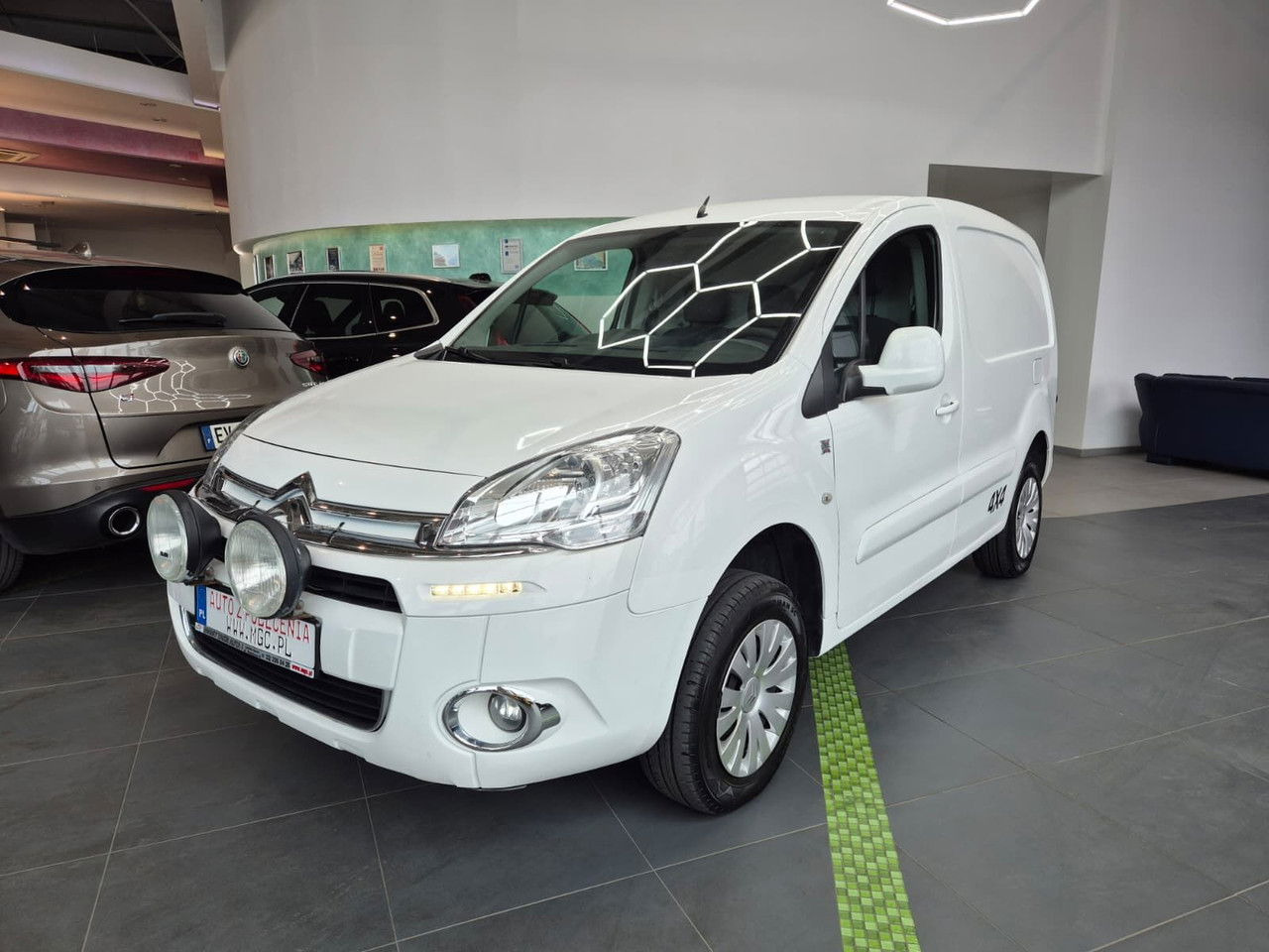 Citroën Berlingo 1.6 HDI 4X4 / Facelift / LOW KM / Serviced - Mažas furgonas: foto 1 Citroën Berlingo 1.6 HDI 4X4 / Facelift / LOW KM / Serviced - Mažas furgonas: foto 1