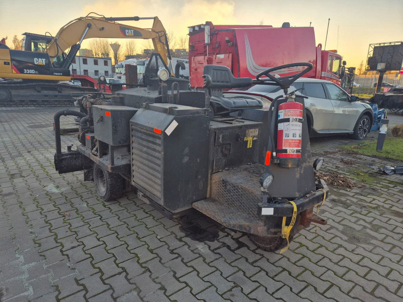 Diversen HM10HD / 1999 / 1 Owner Savalco HM10HD / 1999 / 1 Owner - Gudronatorius: foto 4 Diversen HM10HD / 1999 / 1 Owner Savalco HM10HD / 1999 / 1 Owner - Gudronatorius: foto 4