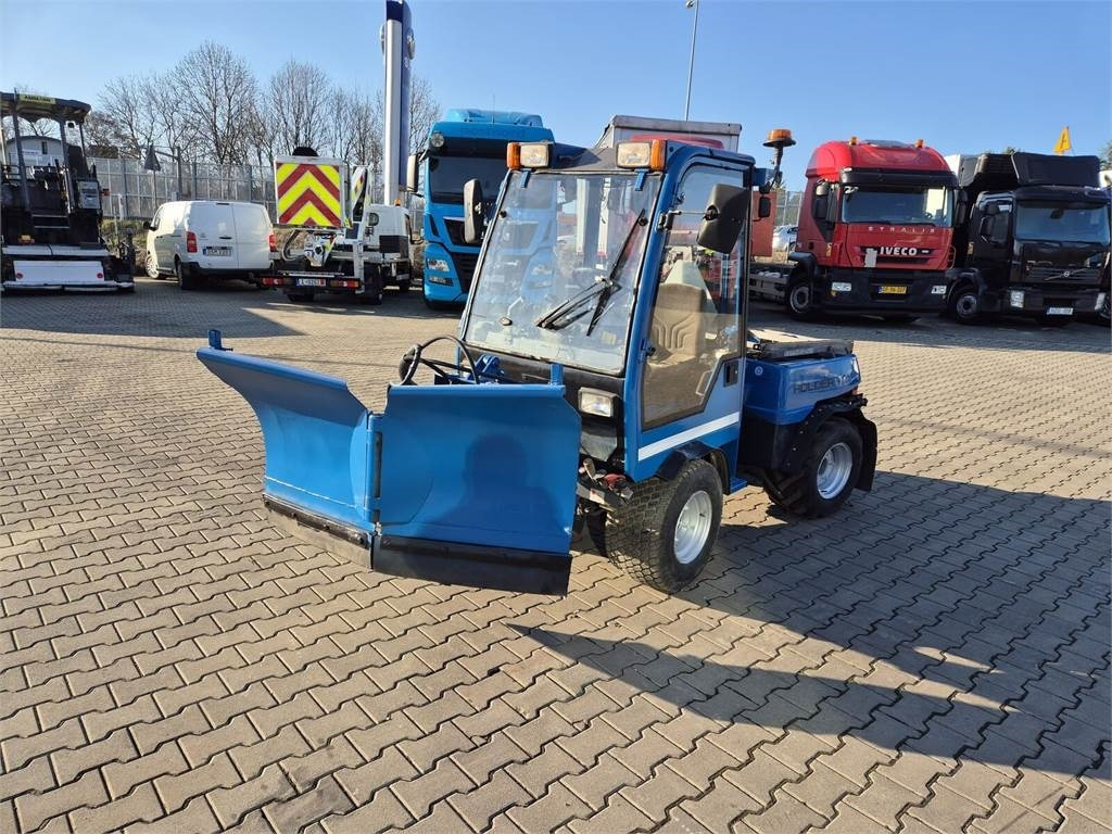 Holder C245 4WD / Tool carrier / Snow plow / PTO FRONT AN - Sniego valymo mašina: foto 2 Holder C245 4WD / Tool carrier / Snow plow / PTO FRONT AN - Sniego valymo mašina: foto 2