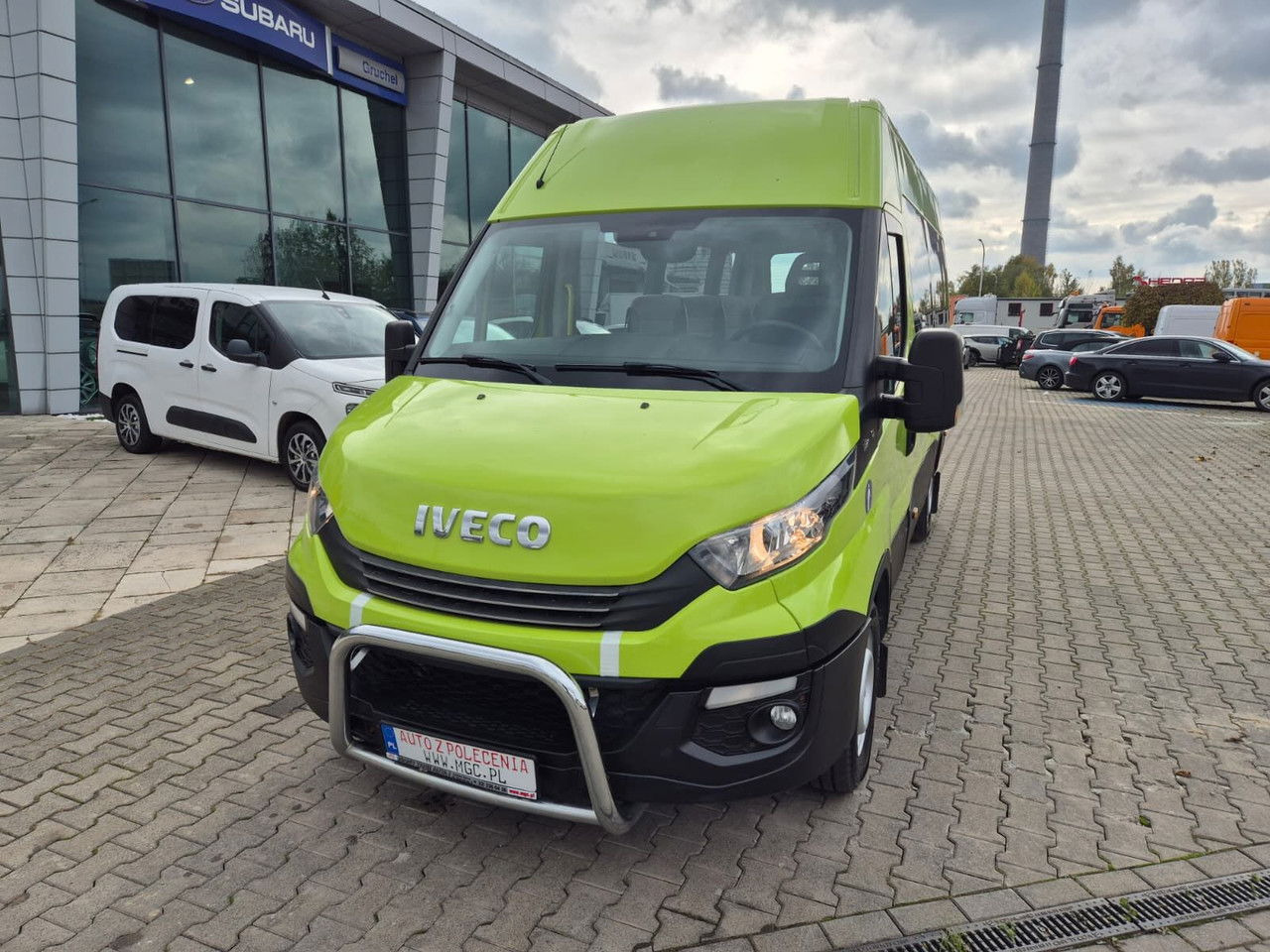 Iveco Daily 35S12 Hi-Matic / 10 Seats / Super Condition - Mikroautobusas, Keleivinis furgonas: foto 2 Iveco Daily 35S12 Hi-Matic / 10 Seats / Super Condition - Mikroautobusas, Keleivinis furgonas: foto 2
