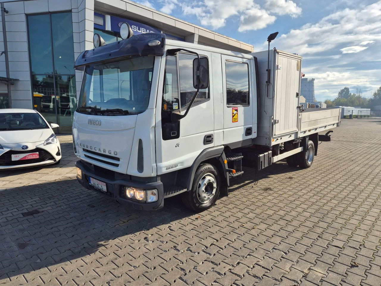 Iveco Eurocargo ML80E17 / 6 Seats / Serviced / 1 Owner - Platforminis/ Bortinis sunkvežimis, Sunkvežimis su kranu: foto 1 Iveco Eurocargo ML80E17 / 6 Seats / Serviced / 1 Owner - Platforminis/ Bortinis sunkvežimis, Sunkvežimis su kranu: foto 1