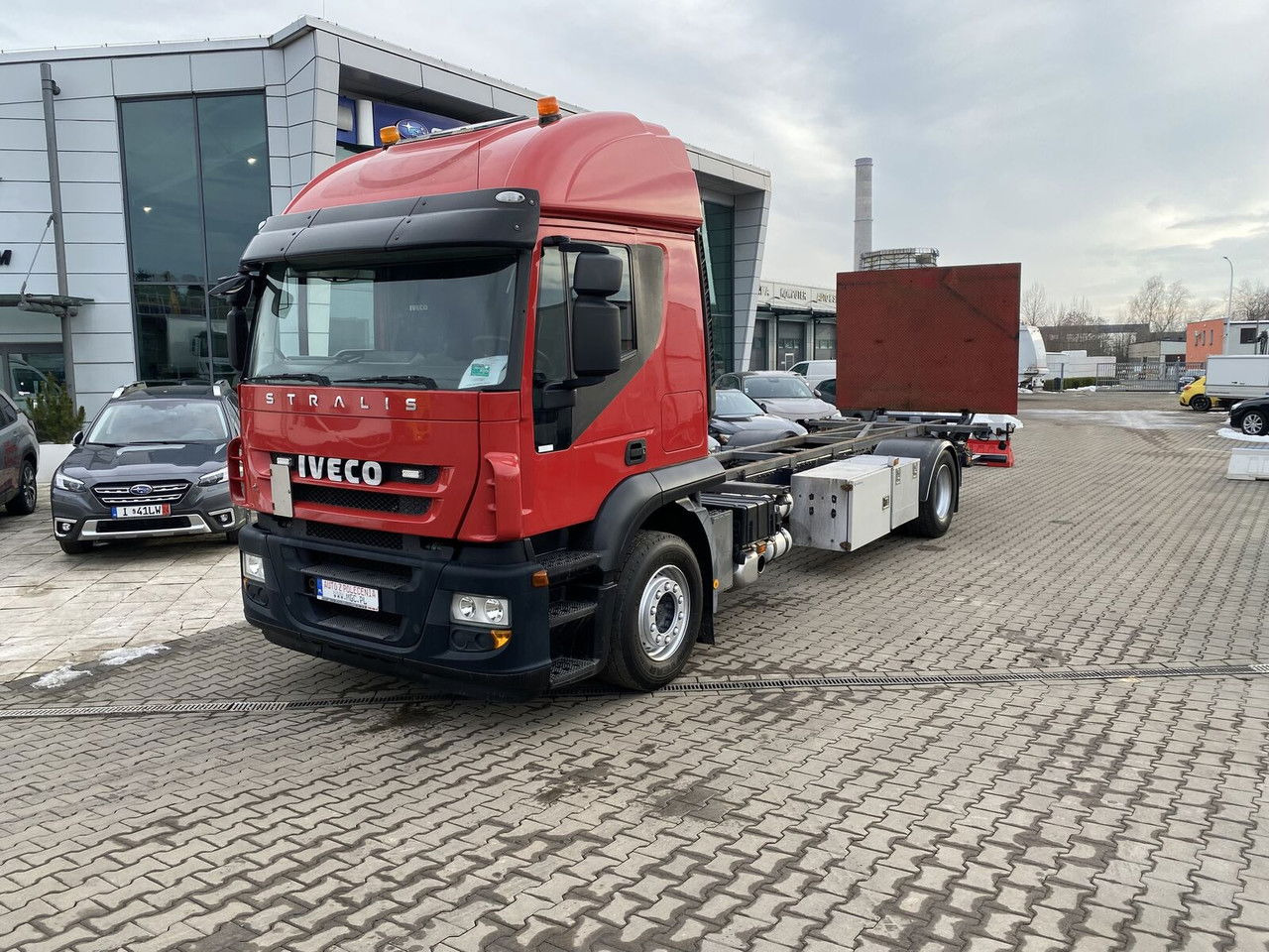 Iveco Stralis 360 AT 190 / Euro 5 / NEW Service / Long Frame - Važiuoklės sunkvežimis: foto 2 Iveco Stralis 360 AT 190 / Euro 5 / NEW Service / Long Frame - Važiuoklės sunkvežimis: foto 2