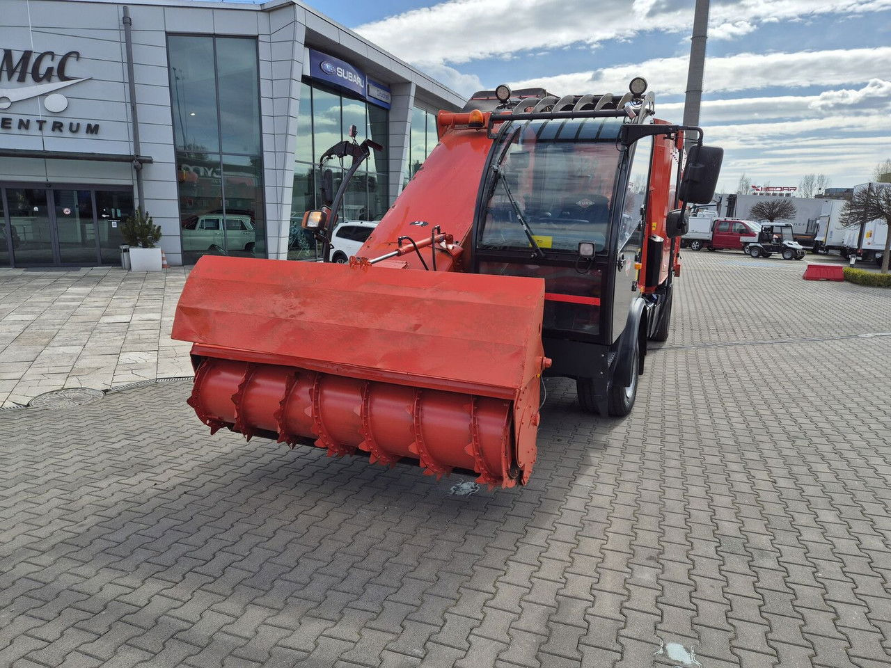 Kuhn SPW 22 Intense /feed wagon/ 1 Owner / NEW Service SPW 22 Intense /feed wago - Pašarų maišytuvas: foto 4 Kuhn SPW 22 Intense /feed wagon/ 1 Owner / NEW Service SPW 22 Intense /feed wago - Pašarų maišytuvas: foto 4